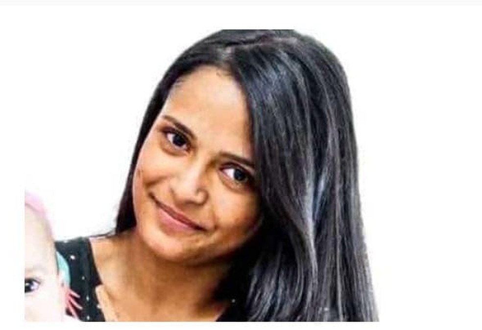 Ana Carolina foi atingida por um galho na praça em Tupã — Foto: Arquivo pessoal