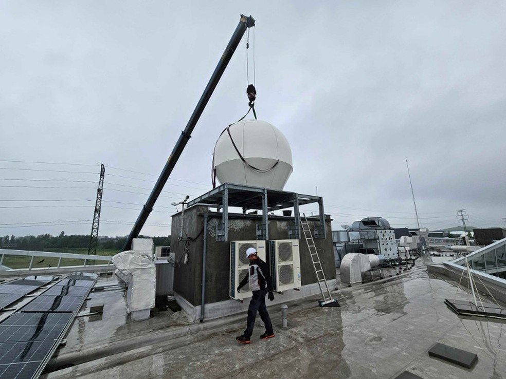 Radar meteorologico que sera instalado no RS chega ao Brasil equipamento pode auxiliar na prevencao a enchentes Rio Grande do Sul G1