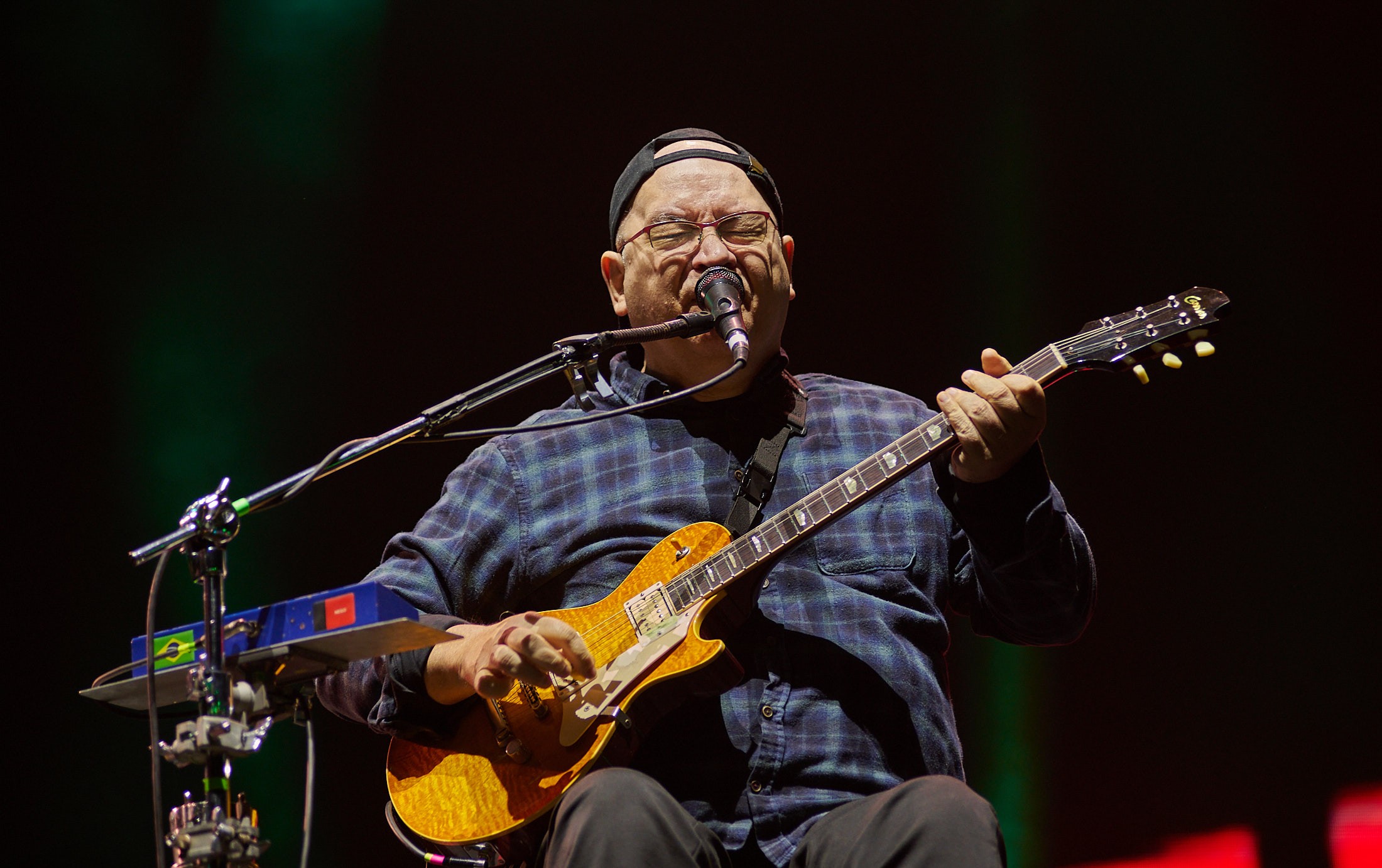 Os Paralamas do Sucesso resume décadas de hits em show do João Rock