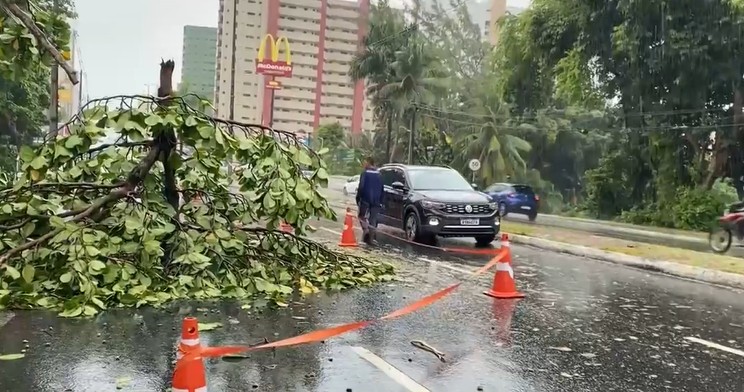 João Pessoa e outras 22 cidades da Paraíba estão sob alerta de chuvas intensas