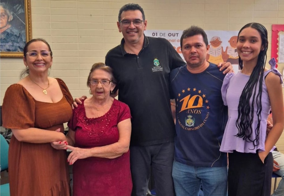 Maria do Socorro, de 92 anos, foi convidada para falar sobre envelhecimento com alunos da escola — Foto: Arquivo Pessoal