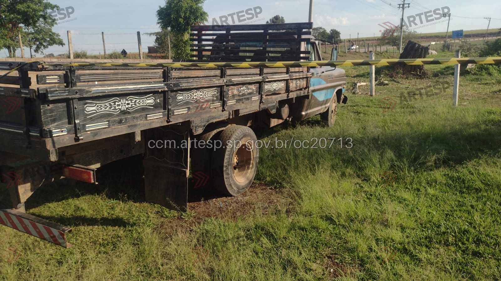 Homem morre após pular de caminhão em movimento em rodovia no interior de SP