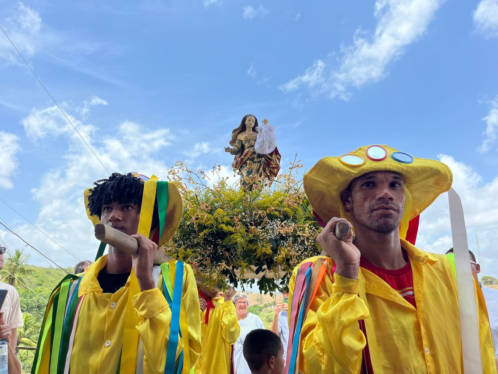 Ciclo natalino é encerrado com coroação da Rainha das Taieiras em Sergipe