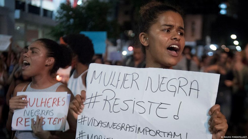 Protesto contra a violência policial em 2018 — Foto:  MAURO PIMENTEL/AFP