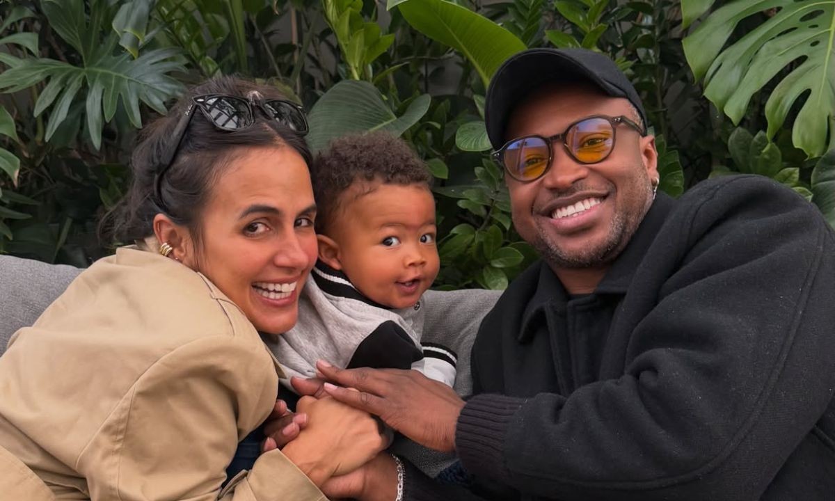 Carol Peixinho e Thiaguinho celebram aniversário de 1 ano do filho: 'Encheu nossa casa e vida de luz'
