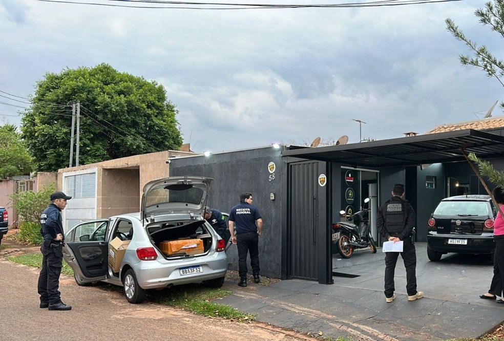 A investigação aponta que as empresas estavam em nome de irmãos e amigos próximos. — Foto: Receita Federal