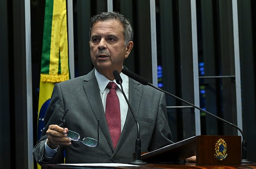 Senador Rogério Marinho é levado a hospital no DF com 'mal-estar' após evento com Flávio em GO