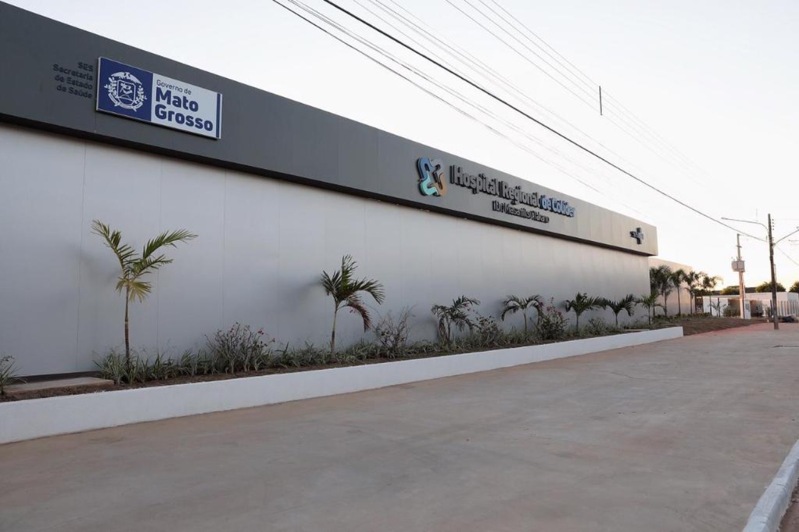 Bebê prematura com rim paralisado espera há 5 dias por transferência determinada pela Justiça em MT