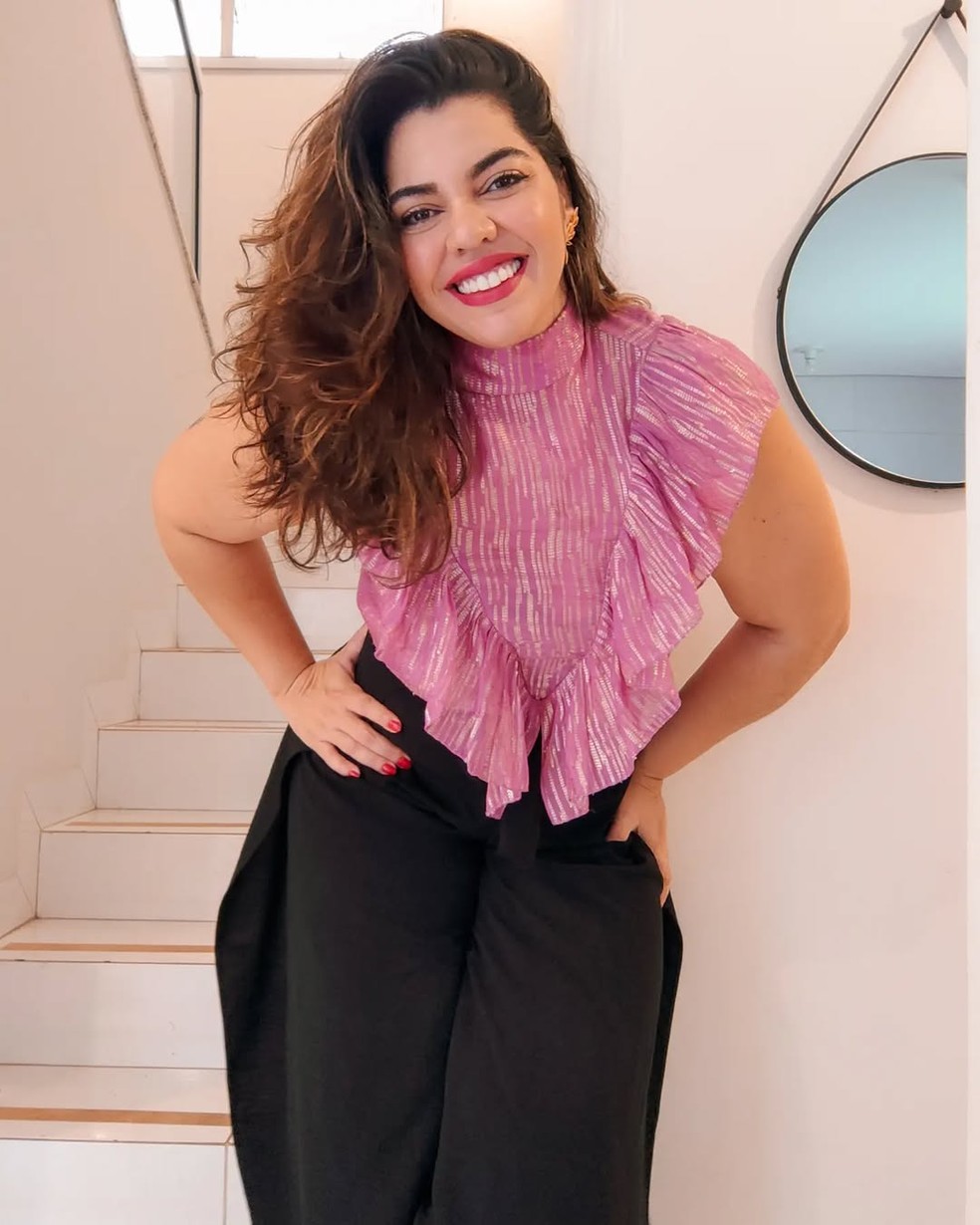 Vanessa Ricarte, de 42 anos, foi esfaqueada pelo ex-noivo na capital — Foto: Redes Sociais