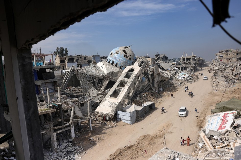 Mesquita Salim Abu, destruída durante a guerra entre Israel e Hamas, no oeste de Beit Lahia, no norte da Faixa de Gaza, em 14 de março de 2025 — Foto: Bashar Taleb/AFP