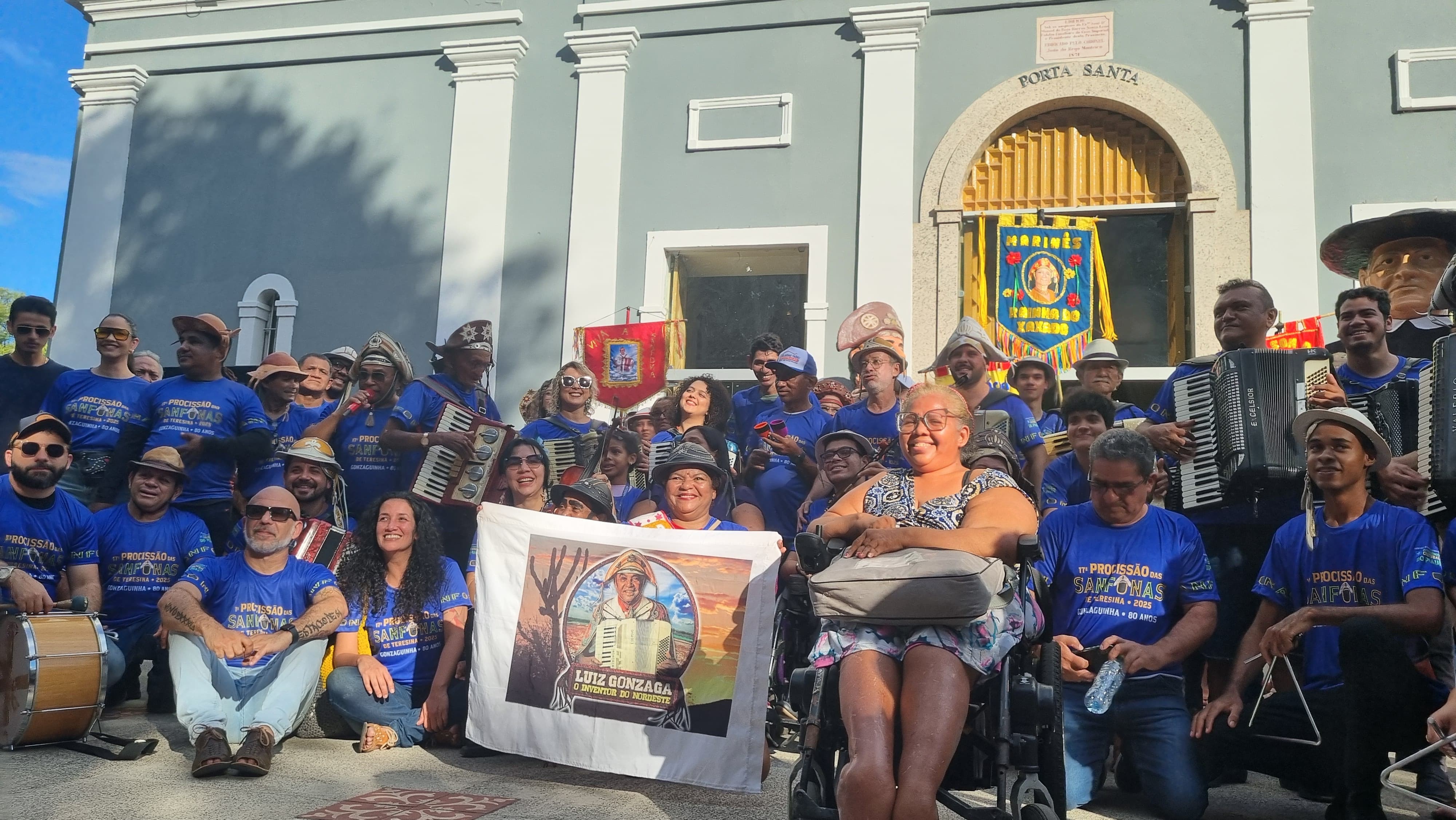 Procissão das Sanfonas homenageia Luiz Gonzaga e conta com participação de neto do artista em Teresina