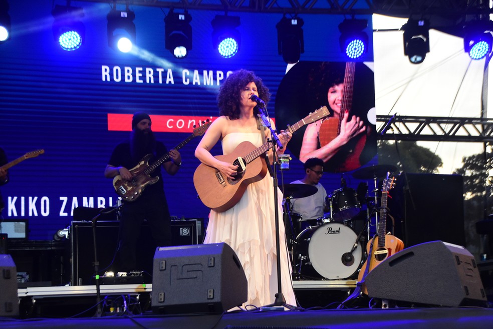 Roberta Campos faz show em Campina Grande neste sábado (11) — Foto: RONALDO SILVA/PHOTOPRESS/ESTADÃO CONTEÚDO