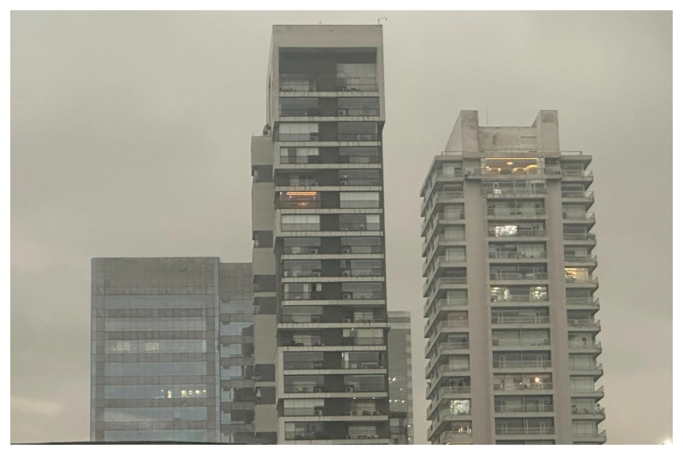 fotojet-12- Frente fria traz chuva intensa e ventos fortes para São Paulo; Defesa Civil alerta para alagamentos