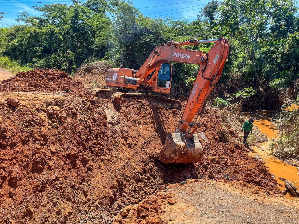 Bairro Marcos Galvão havia ficado isolado em meio a cheia do Rio Acre — Foto: Asscom/ Prefeitura de Brasiléia