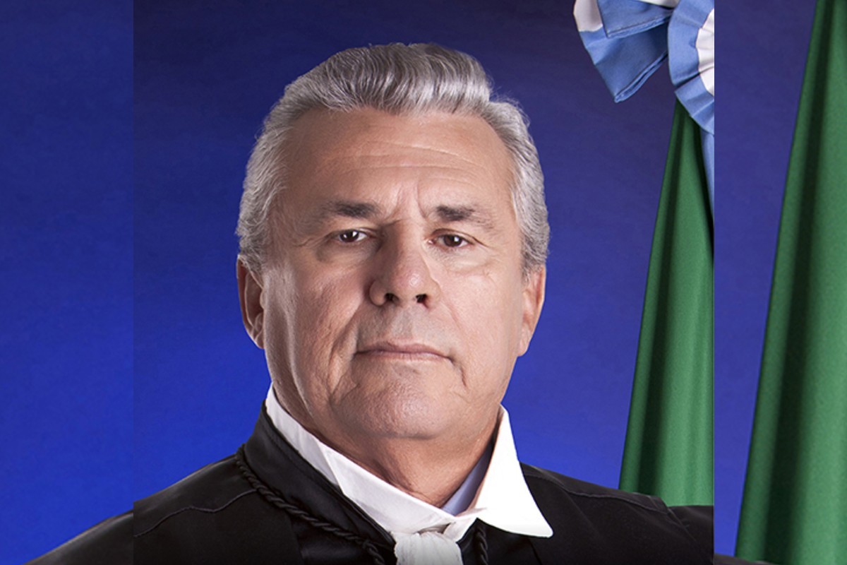 Ex-presidente do TCE-MS é condenado por desvio de R$ 19 milhões em contratos com empresa de limpeza