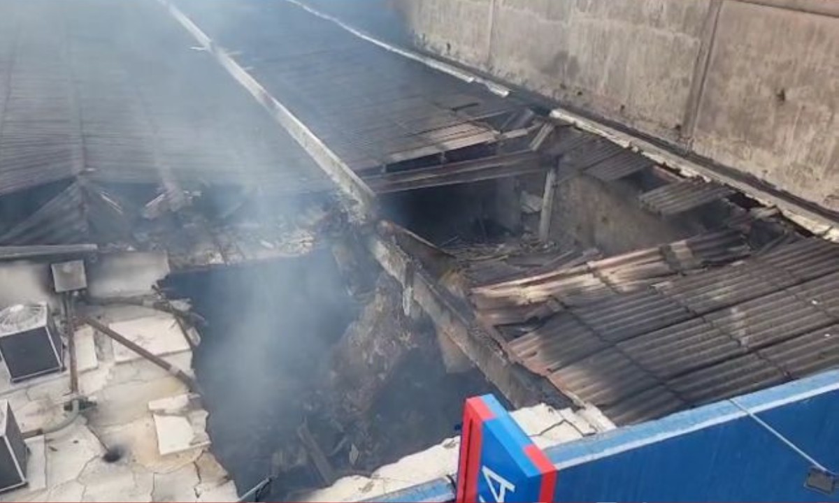 Incêndio atinge loja das Casas Bahia em de Feira de Santana