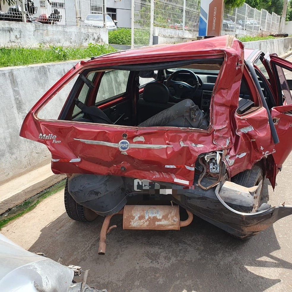 Três pessoas morrem em dois acidentes de trânsito nas BRs 135 e 222 no MA — Foto: Divulgação/PRF