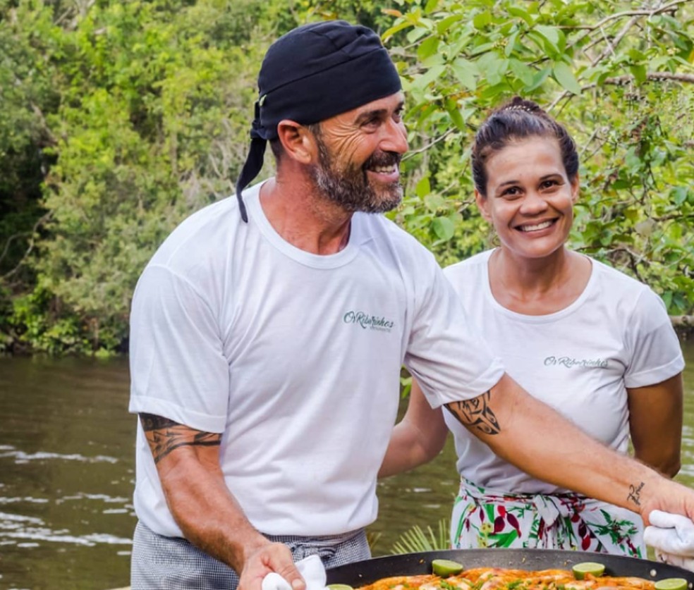 Chef de cozinha David Pegrina Capó, de 53 anos, e a mulher dele, Érica da Silva Santos, de 38, foram encontrados mortos na Bahia — Foto: Reprodução/Redes Sociais