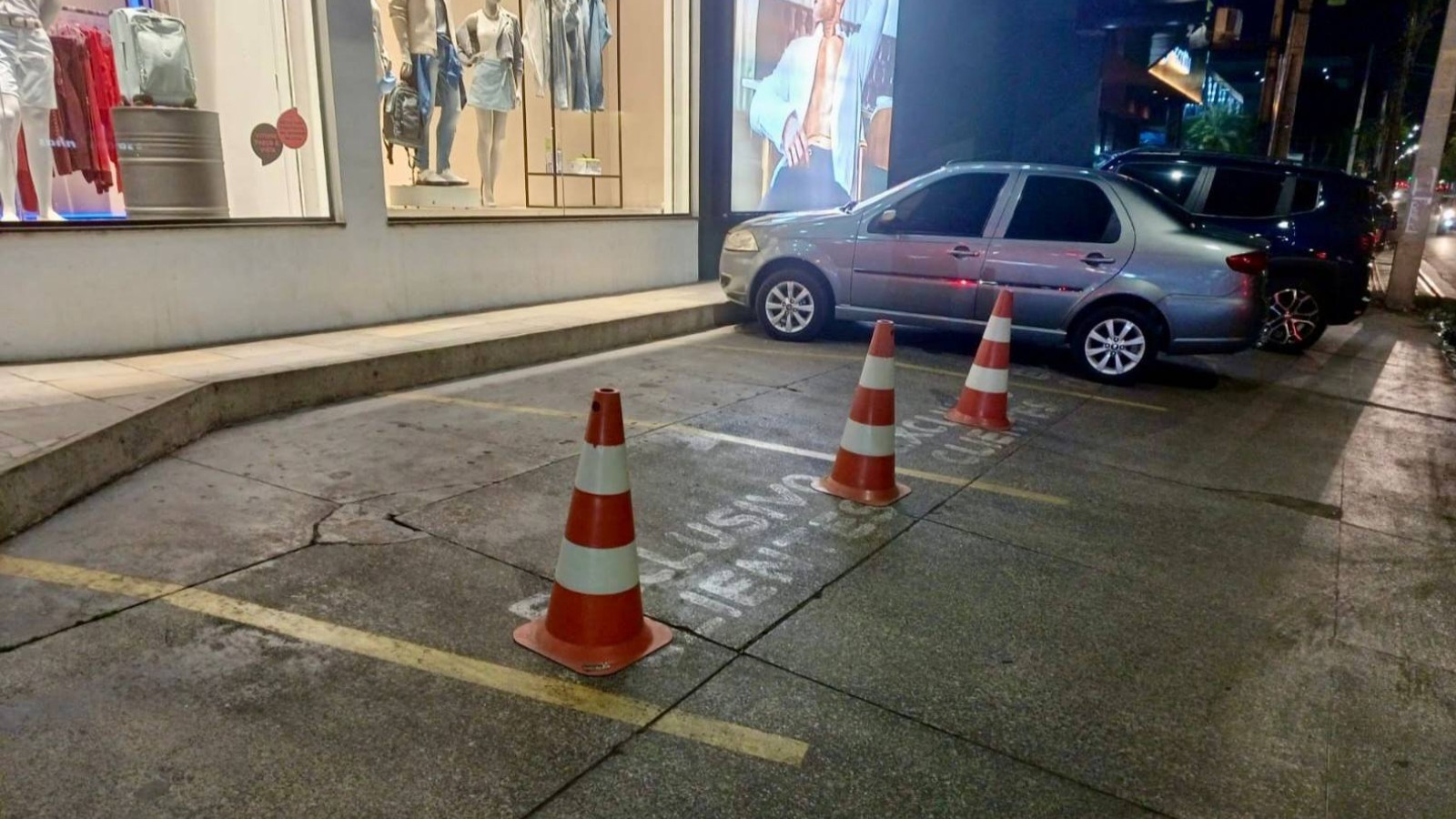 Mais de 800 objetos são recolhidos em operação contra privatização de vagas em Teresina; veja como denunciar