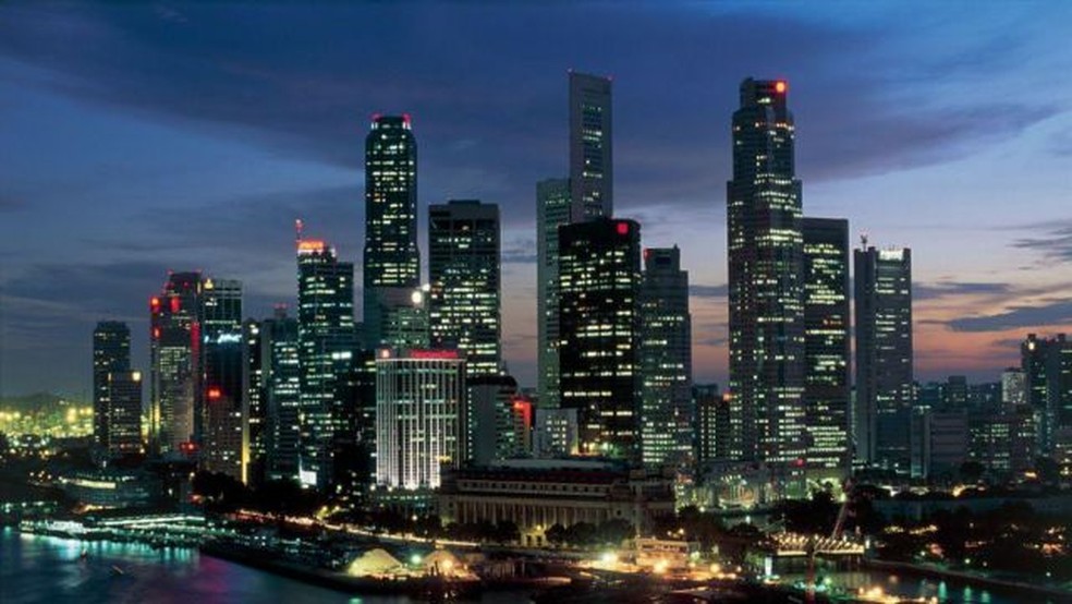 Muitos bilionários vivem em Singapura. — Foto: GETTY IMAGES via BBC