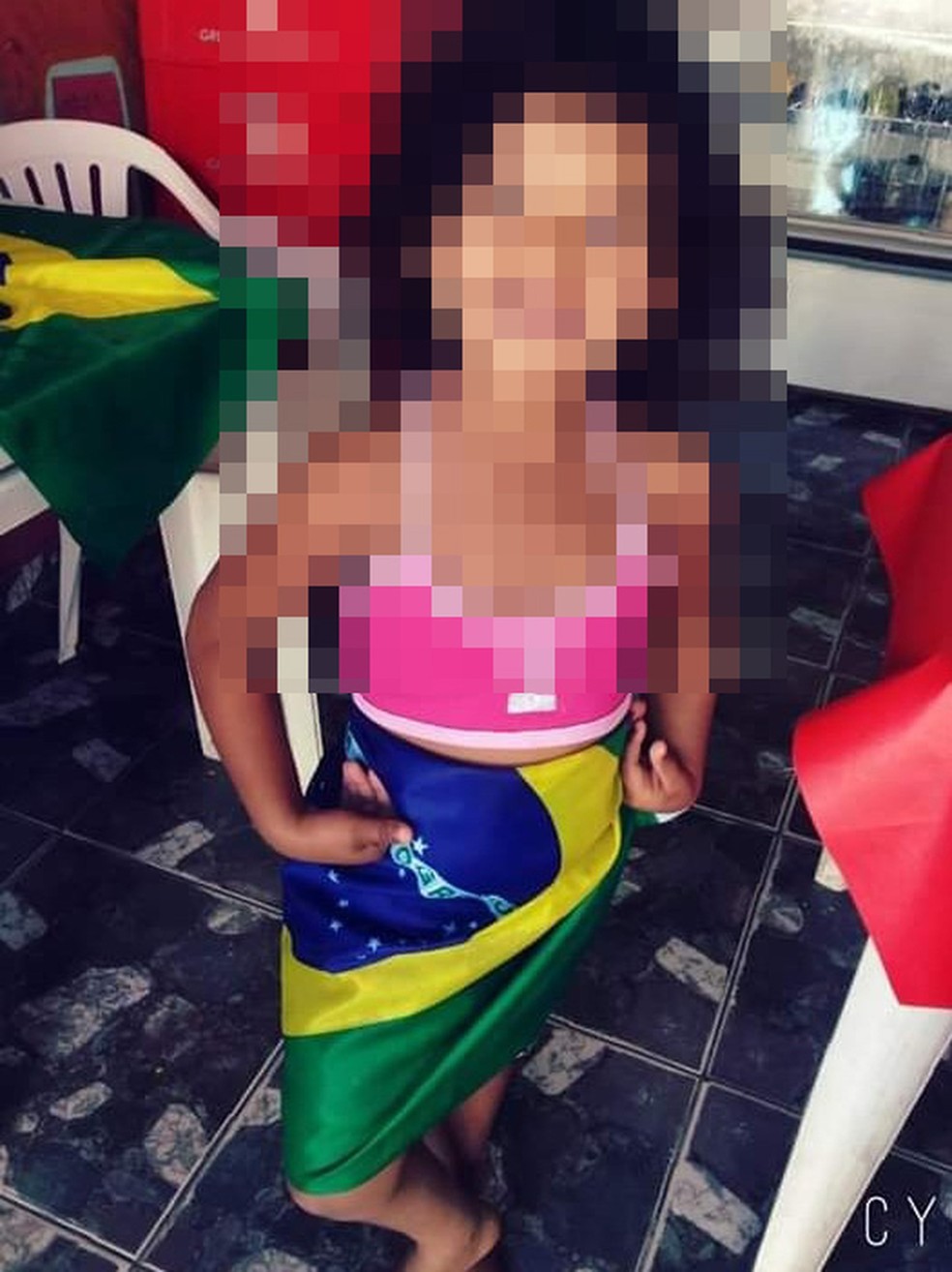 Estrupei minha filha