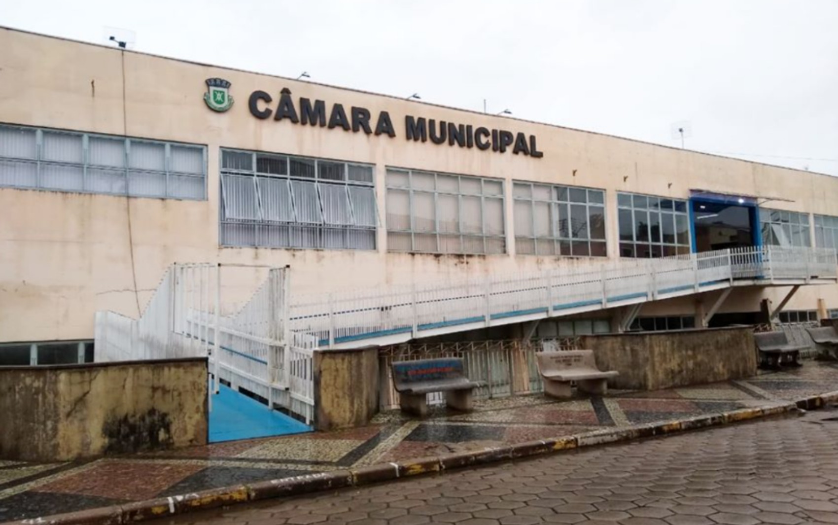 Polícia Civil cumpre mandados para apurar supostas fraudes de servidor em concurso da Câmara de Borda da Mata, MG