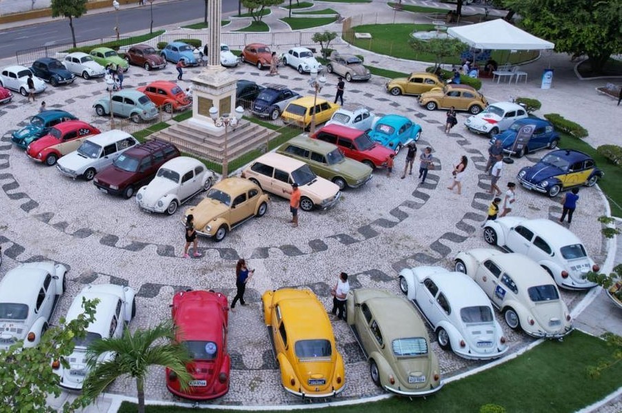 Encontro de Carros Antigos em Petrolina tem shows e entrada solidária
