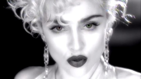 40 anos de carreira: qual era o hit de Madonna quando você nasceu? - Foto: (Madonna/YouTube/Reprodução)