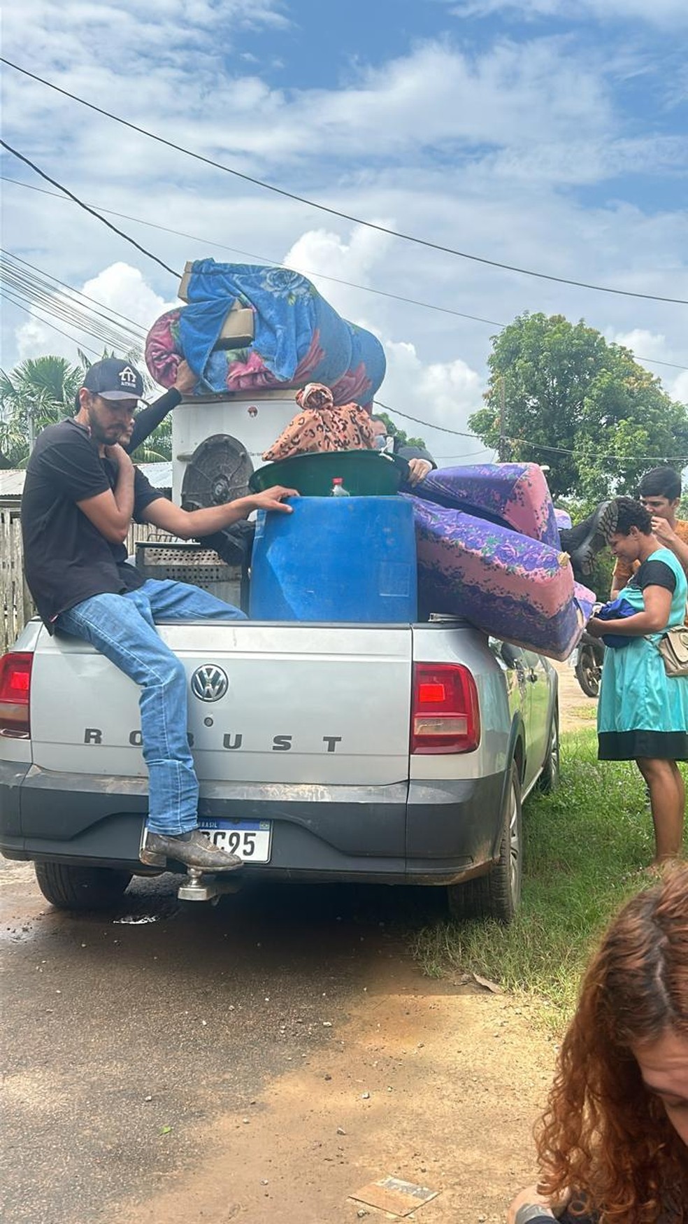 Grupo voluntário de Brasiléia se mobiliza para ajudar afetados pela cheia do Rio Acre — Foto: Arquivo pessoal