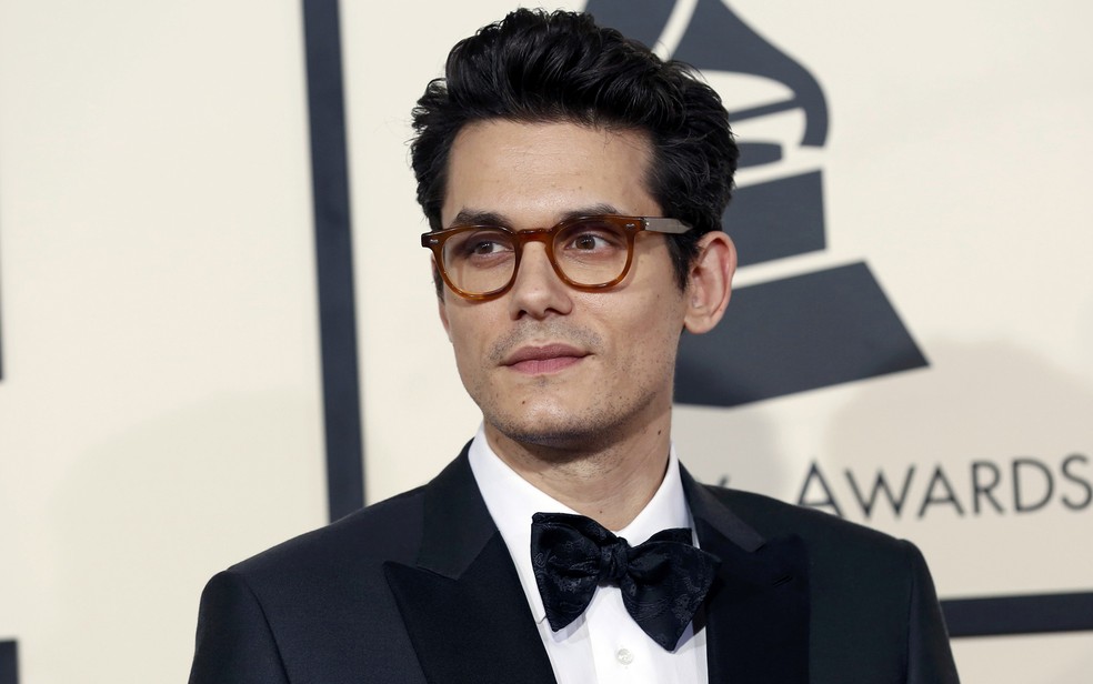 John Mayer no tapete vermelho do Grammy 2015, em Los Angeles — Foto: Reuters/Mario Anzuoni