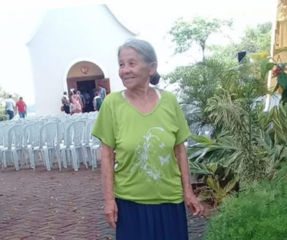 Maria de Lourdes Pereira da Silva morreu eletrocutada ap&oacute;s tocar em fio de poste rompido, na Para&iacute;ba &mdash; Foto: Reprodu&ccedil;&atilde;o / Redes sociais