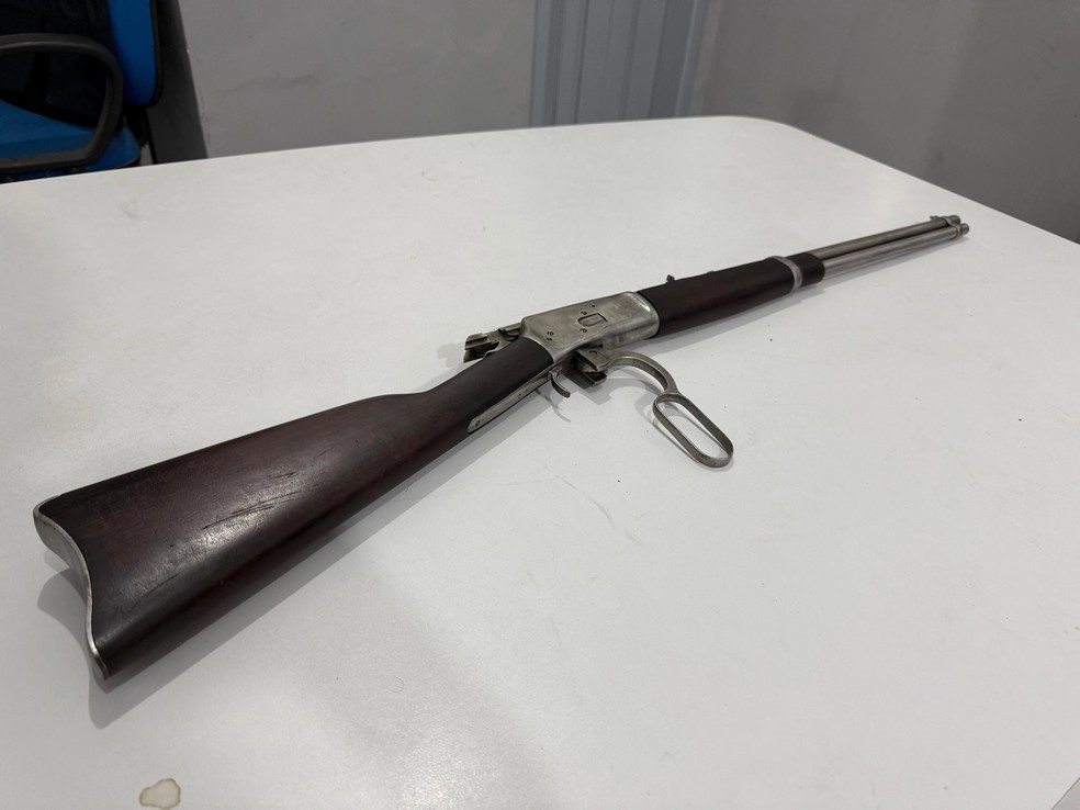 Dois homens são presos durante operação contra comércio ilegal de armas no Maranhão — Foto: Divugação/ Polícia Civil