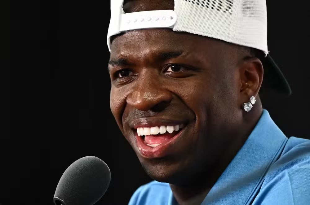 'Eu estou pronto para a gente ganhar a Copa do Mundo', diz Vini Jr.; veja entrevista