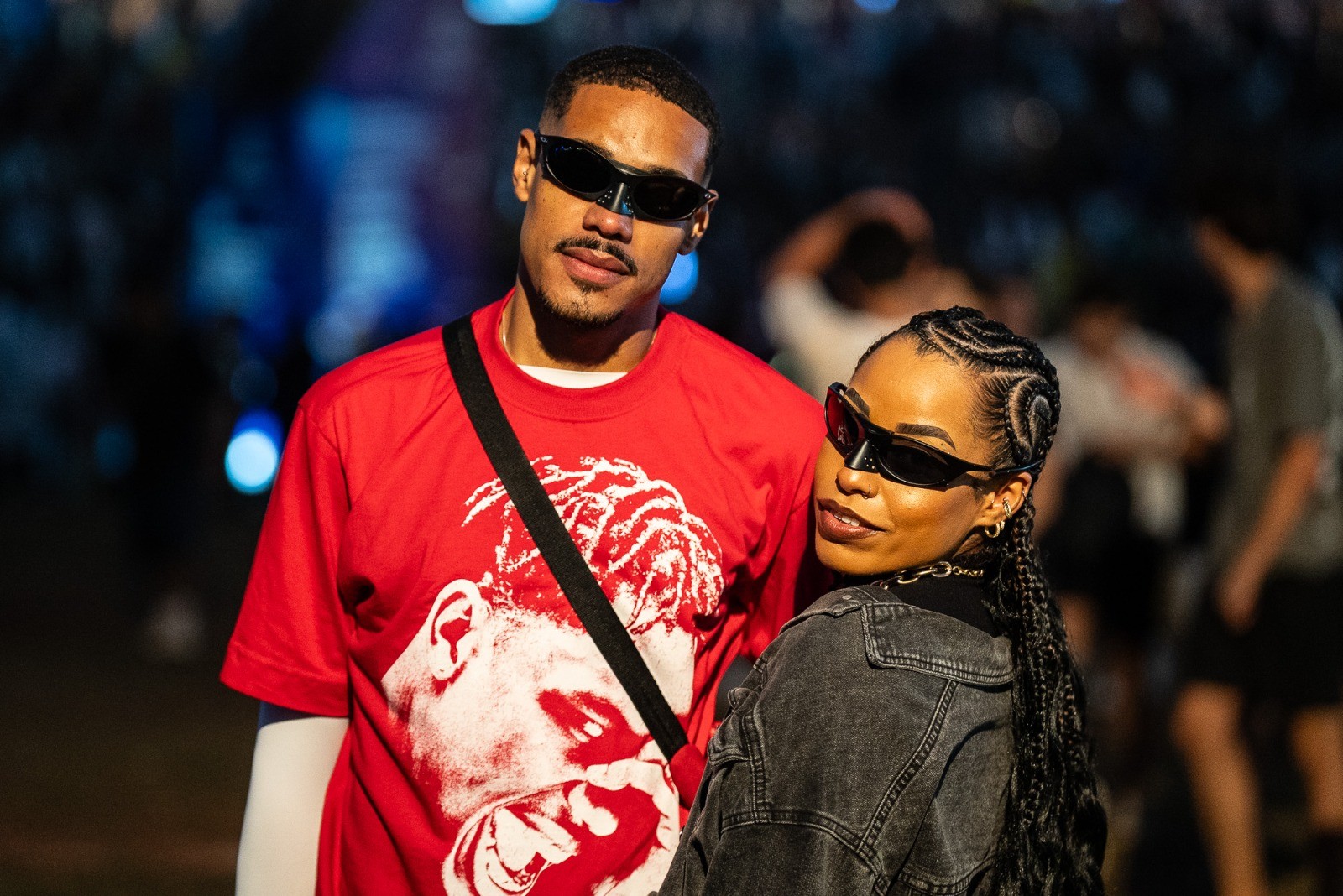 'Óculos do Travis Scott' vira moda no The Town 2025 e domina dia do rap no festival