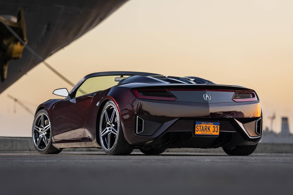 Acura NSX do filme Vingadores de 2012 foi construído a partir de um NSX de 1991. — Foto: Divulgação