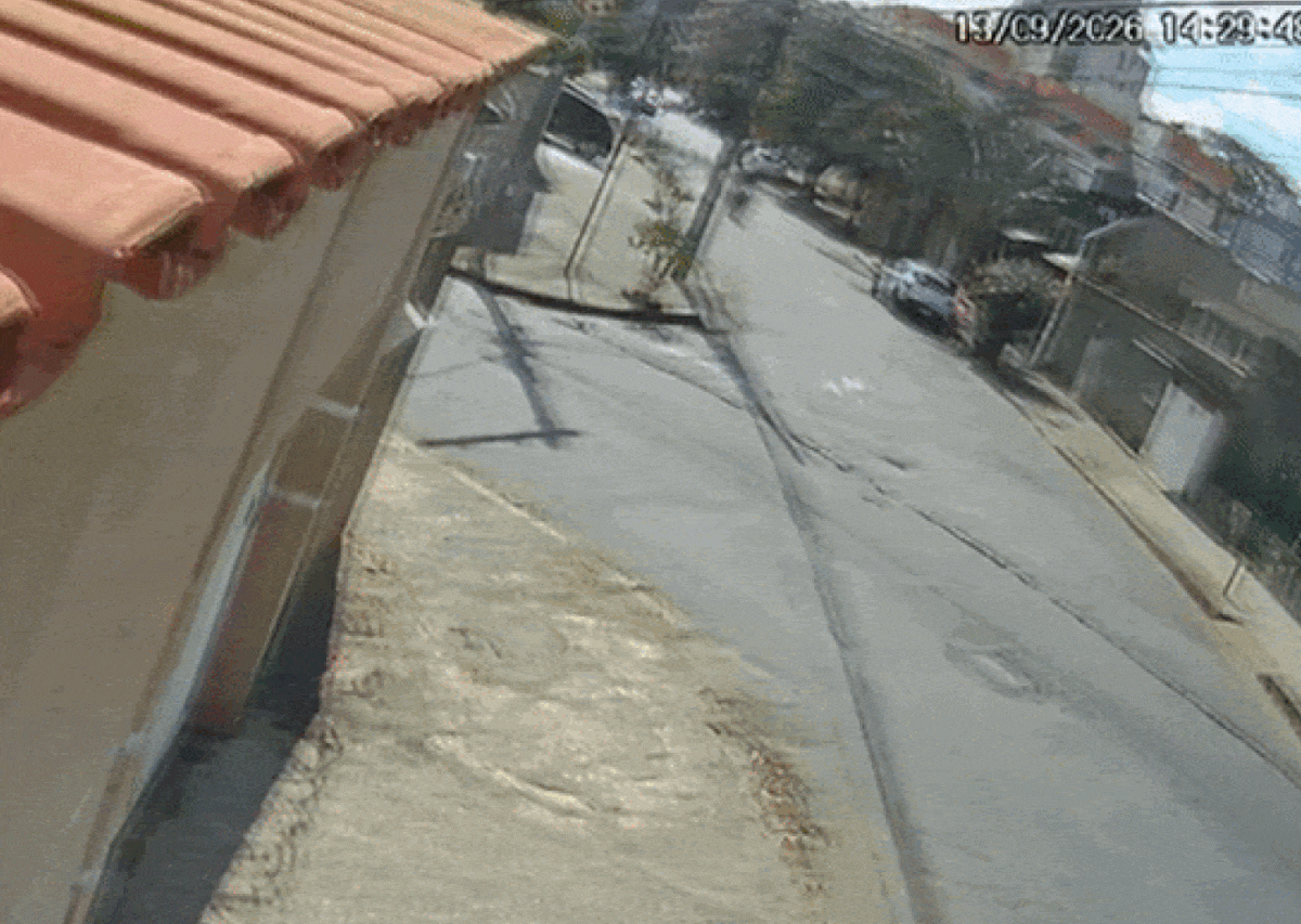 VÍDEO: Motociclistas morrem após batida no bairro Salgado Filho, em BH