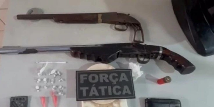 Mulher é baleada durante tentativa de homicídio em Codó; dupla é presa com armas e moto roubada