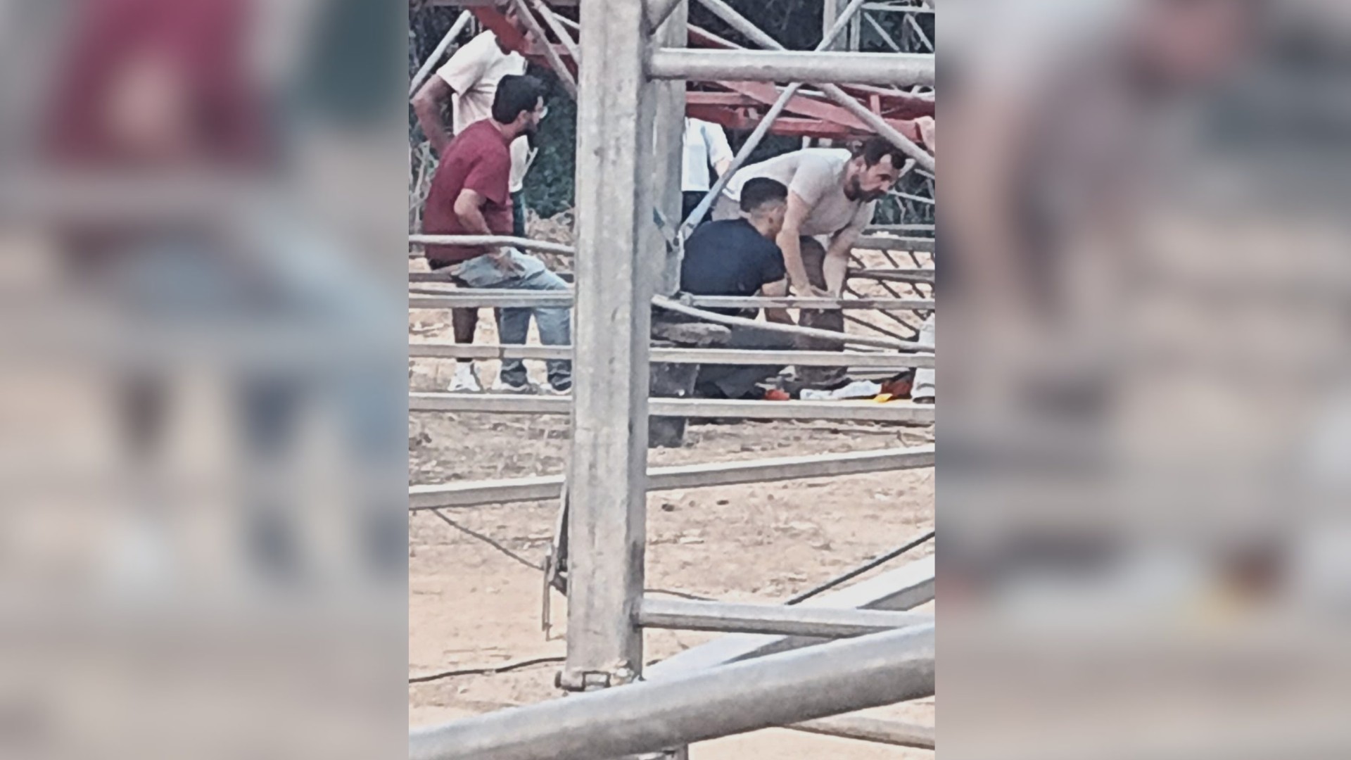 Employee is injured after falling during inspection at amusement park in Divinópolis