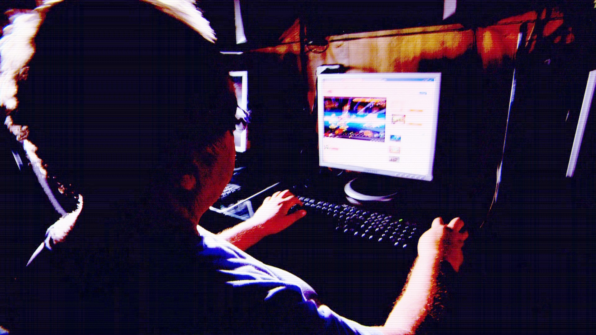 Homem é preso por pedir vídeos sexuais para crianças em jogos online em MG