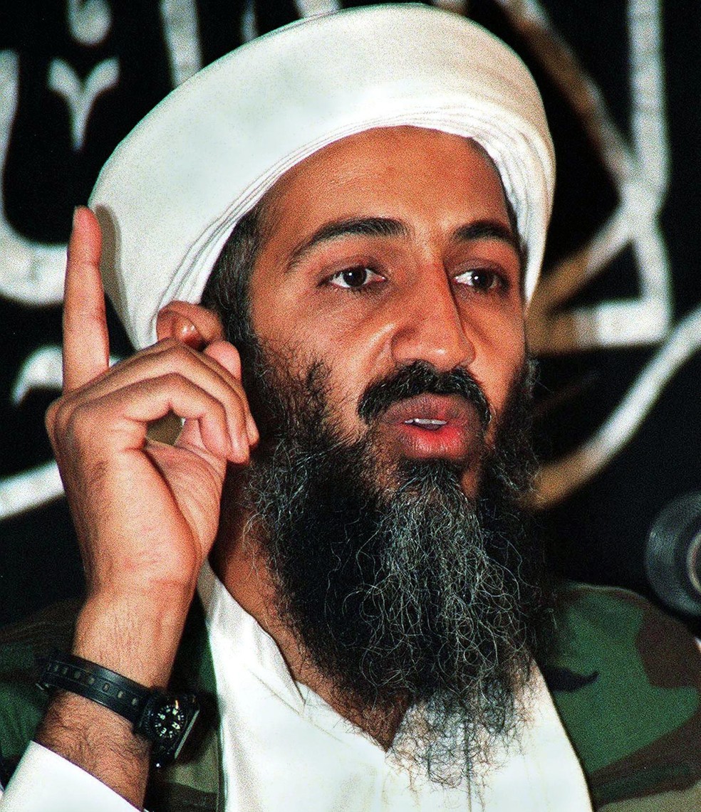 Manual de videogame está entre material apreendido em esconderijo de Osama  bin Laden - Jornal O Globo
