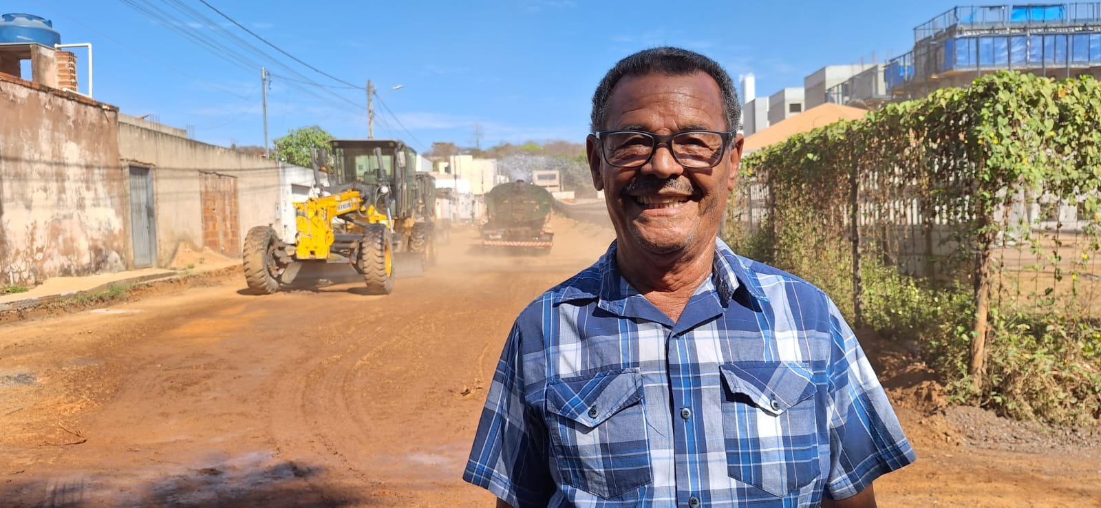 Vila Atlântida, em Montes Claros, celebra a chegada do asfalto