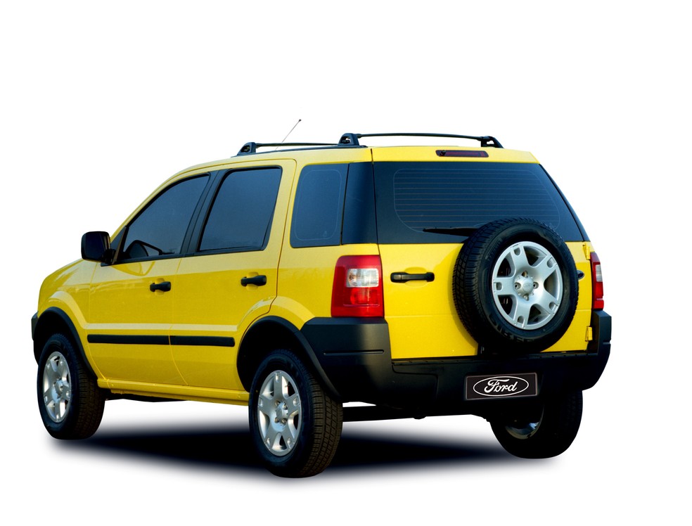 O primeiro Ford Ecosport foi mostrado em 2002 e chegou às lojas em 2003 — Foto: Divulgação / Ford