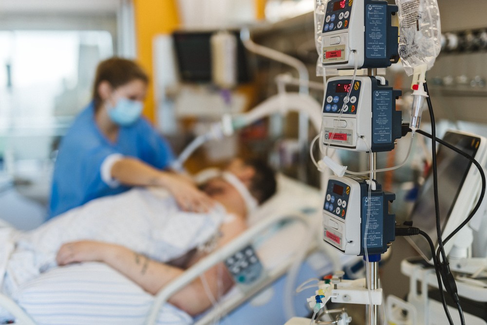 Sensores externos identificam pressão arterial ideal em pacientes com lesões cerebrais graves sem cirurgia