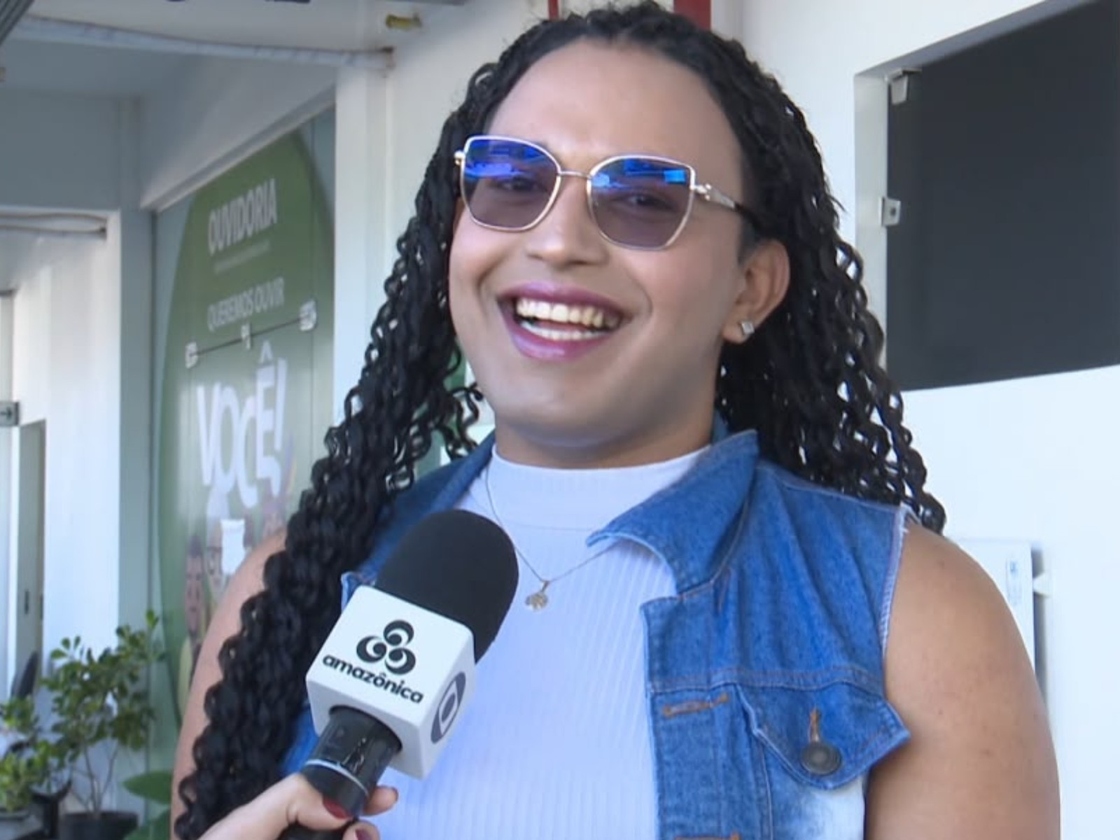Empreendedora retifica nome e gênero em documentos após 4 anos no Acre: 'Lutando há muito tempo'