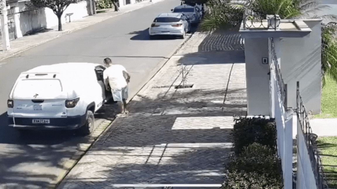 VÍDEO: homem é preso após furtar encomendas de carro de entregas em MT