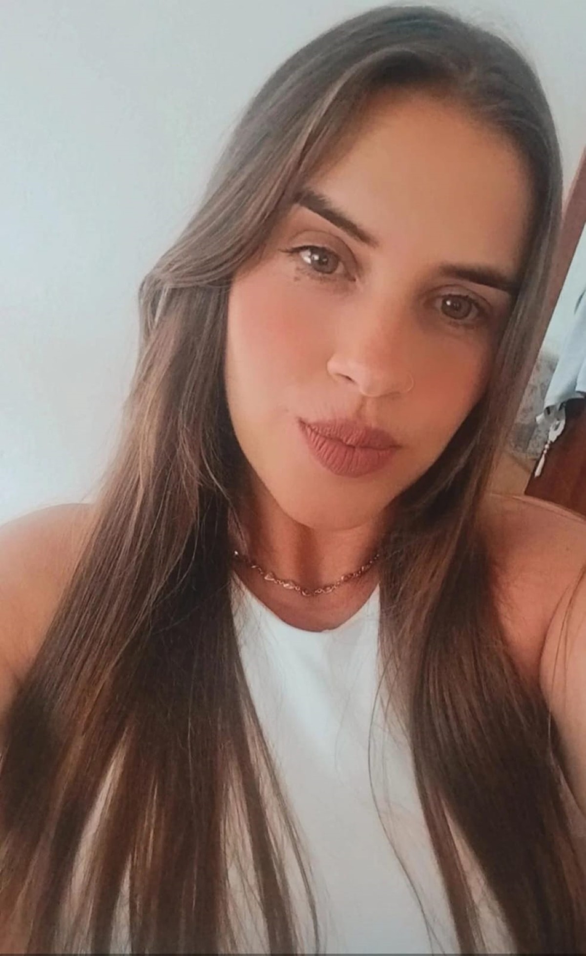 Dia do Auxiliar de Serviços Gerais: mulheres compartilham desafios e conquistas na rotina de trabalho