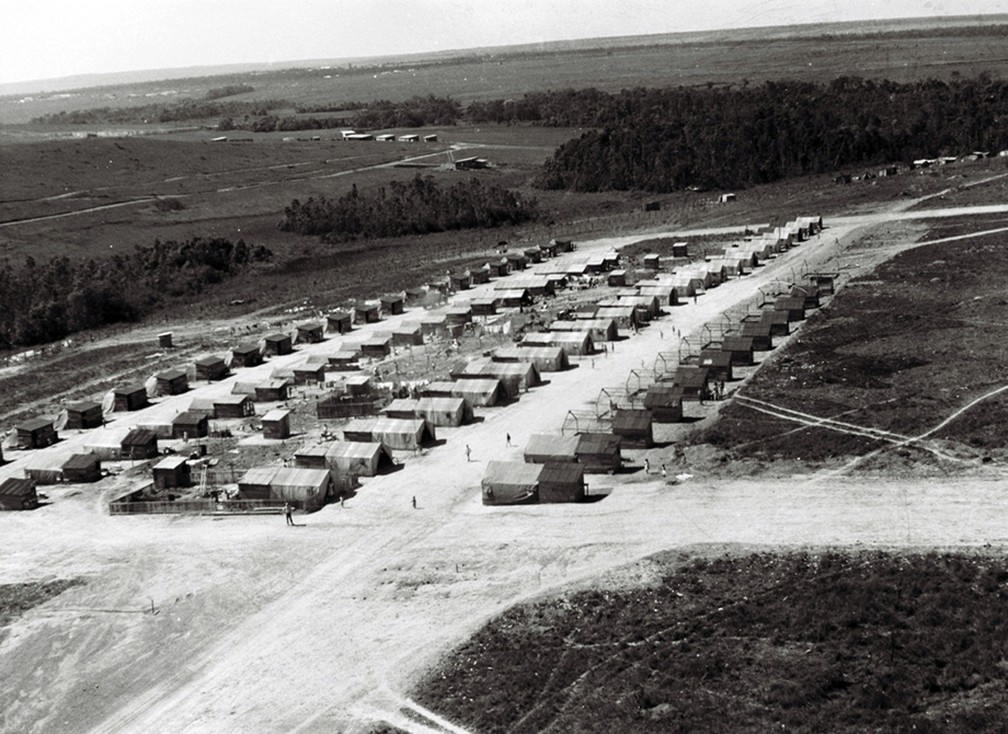 Acampamento da Novacap na 'Lonalândia', hoje, Candangolândia — Foto: Arquivo Público do DF/Divulgação
