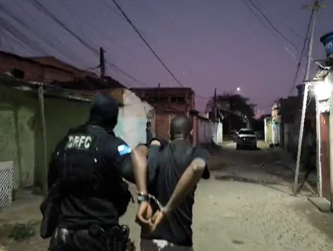 Polícia Civil prende 16 suspeitos de roubo e receptação de cargas no Norte Fluminense e na Região dos Lagos