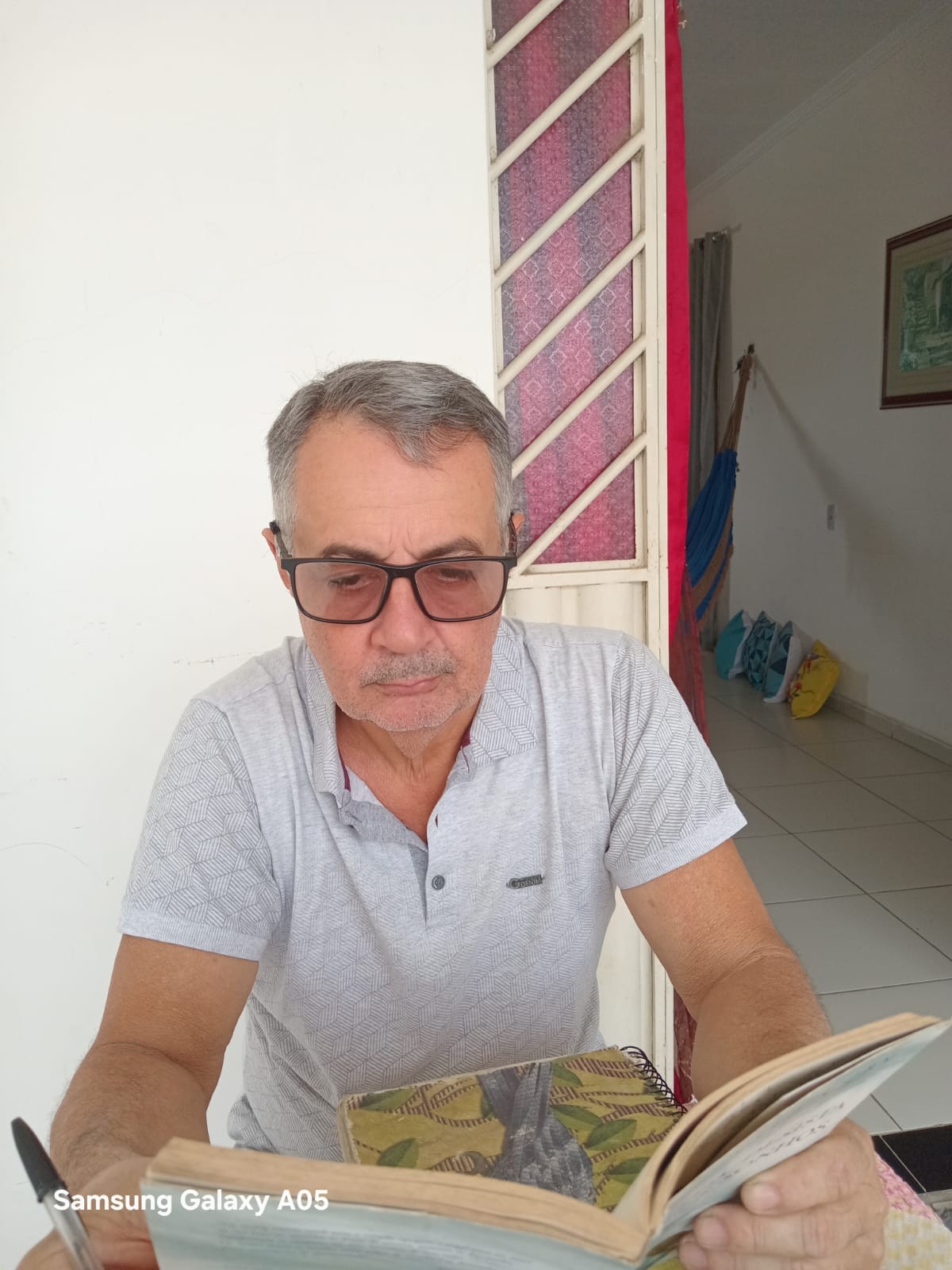 Do vício em crack ao diploma — a história de quem usou a educação para se reerguer