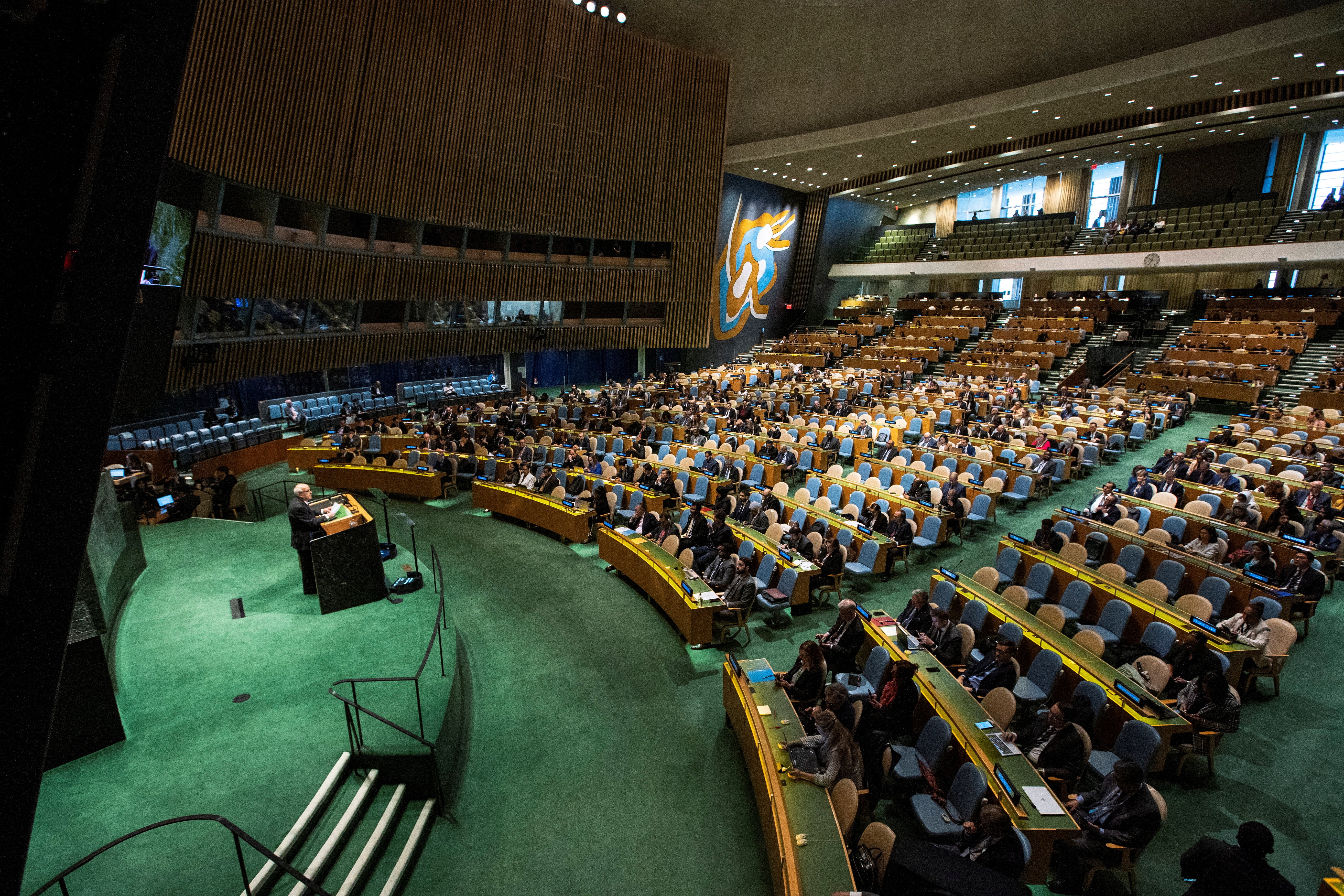 Assembleia Geral da ONU aprova resolução que reativa candidatura da Palestina a Estado-membro